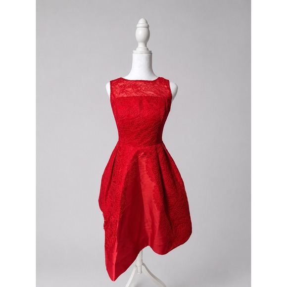 ML Monique Lhuillier Dresses & Skirts - ML Monique Lhuillier Red Lace Open Back High Low Cocktail Dress Size 4